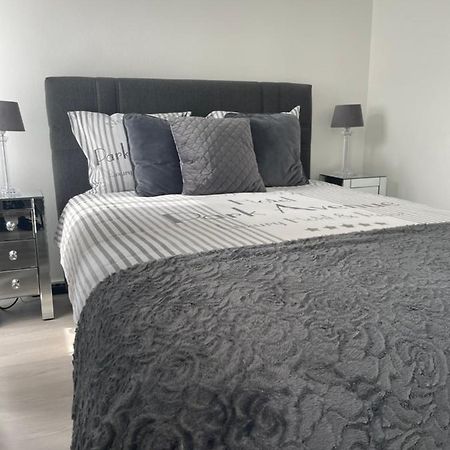 Executive Double Room With En-Suite In Guest House City Centre R4 Lüksemburg Dış mekan fotoğraf